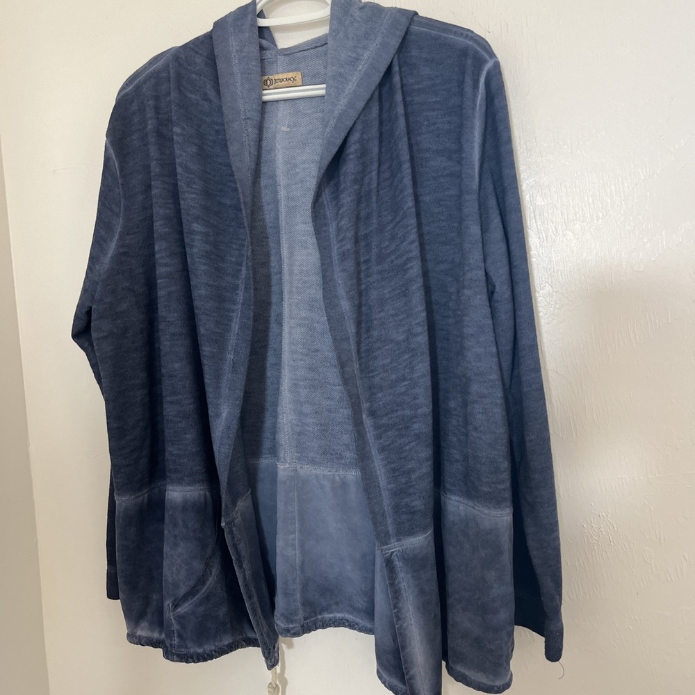 Democracy Women's Sweater Large  blue womens open shawl Hoodie‎